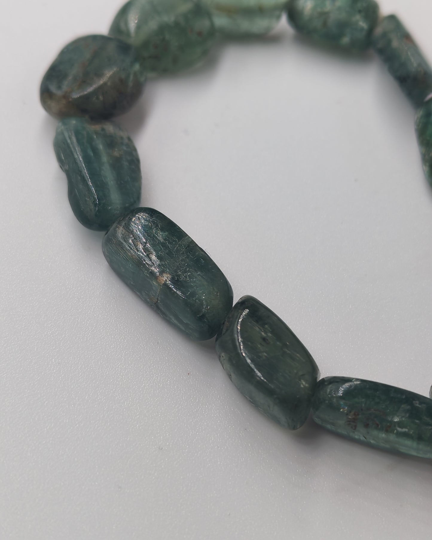 Rare Green Kyanitte