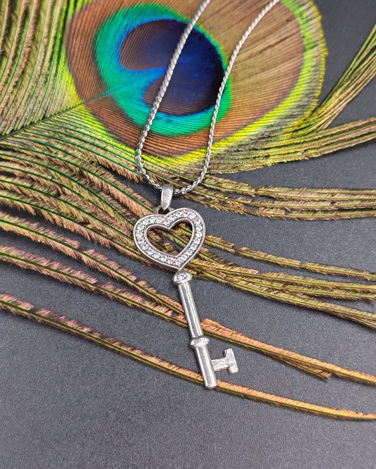 Sterling Silver 925 Heart Key Cubic Zirconia Pendant