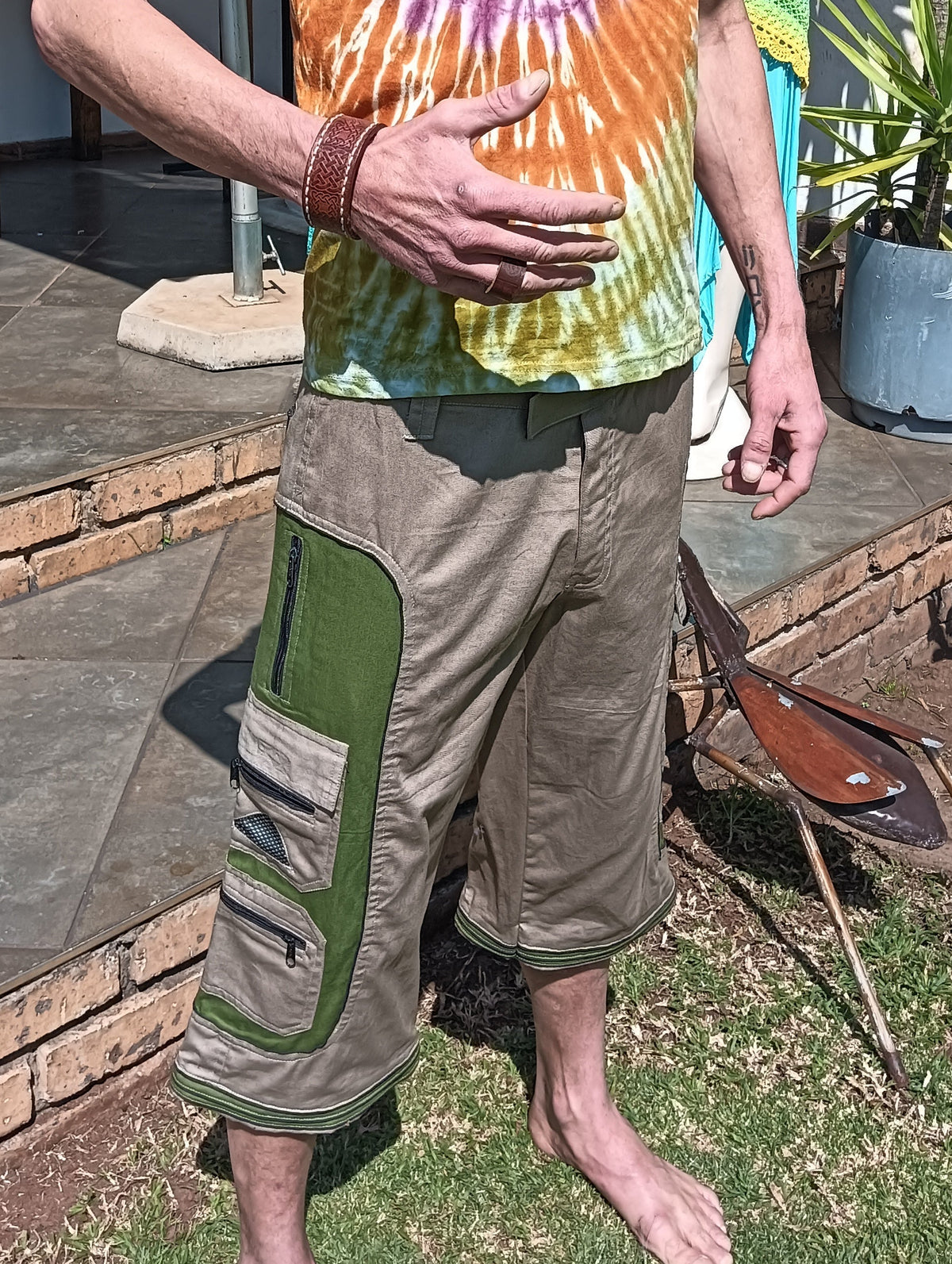 Stonewashed Cargo 3/4 Shorts in Khaki and Olive – full front view on male model showing overall silhouette and olive panels