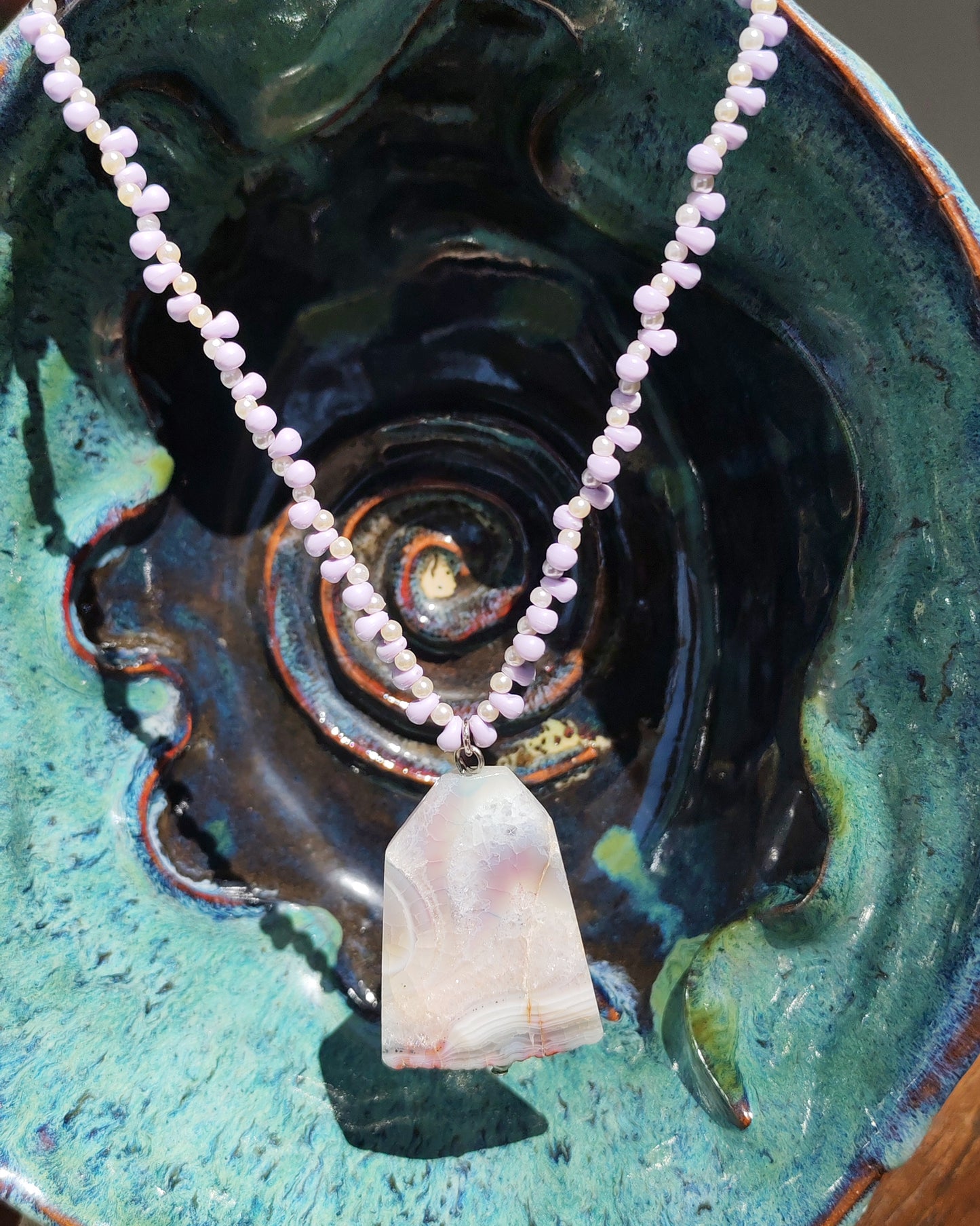Natural Pink Banded Agate Tombstone Pendant & Chip Crystal Beaded Necklace