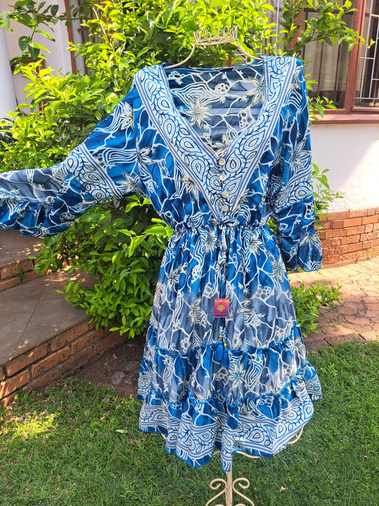 Scalloped Shimmer Mini