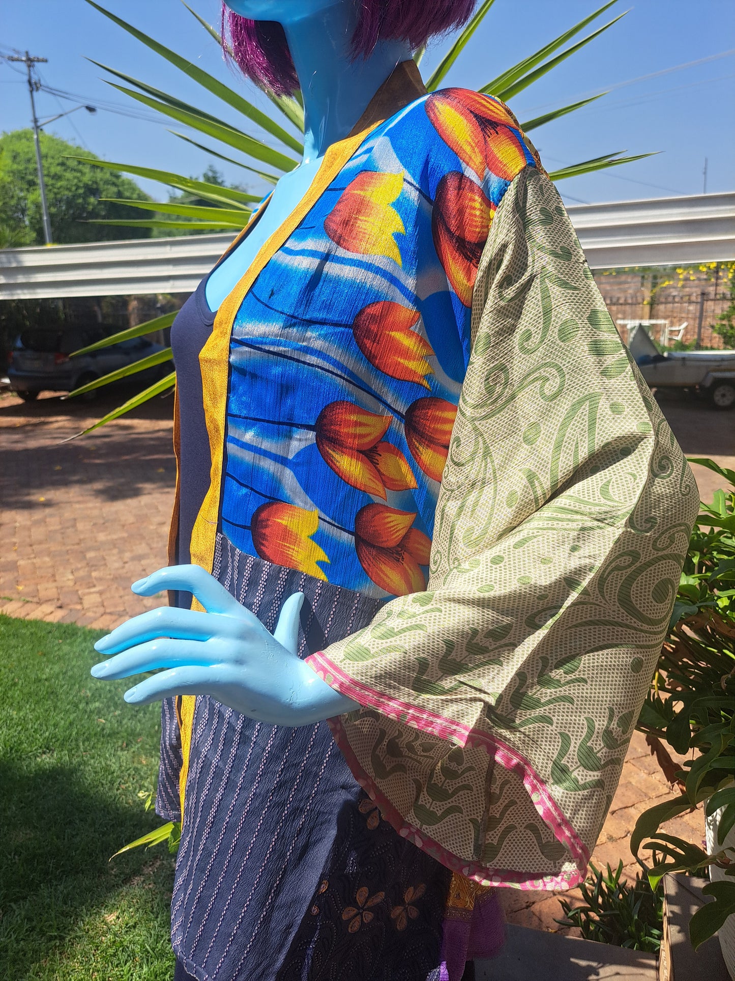 Tulips Kimono