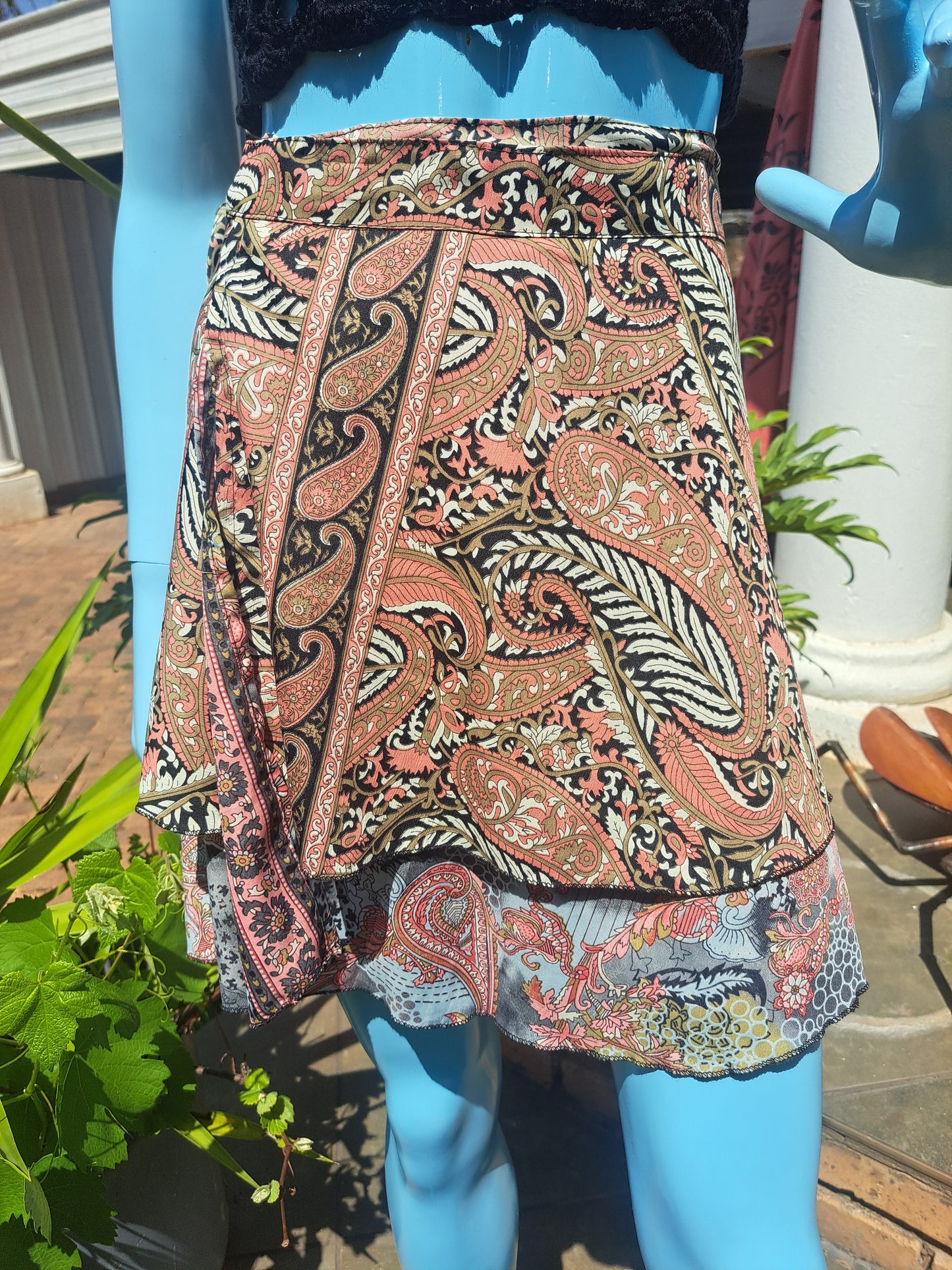 Feathers & Mandalas Mini Wrap