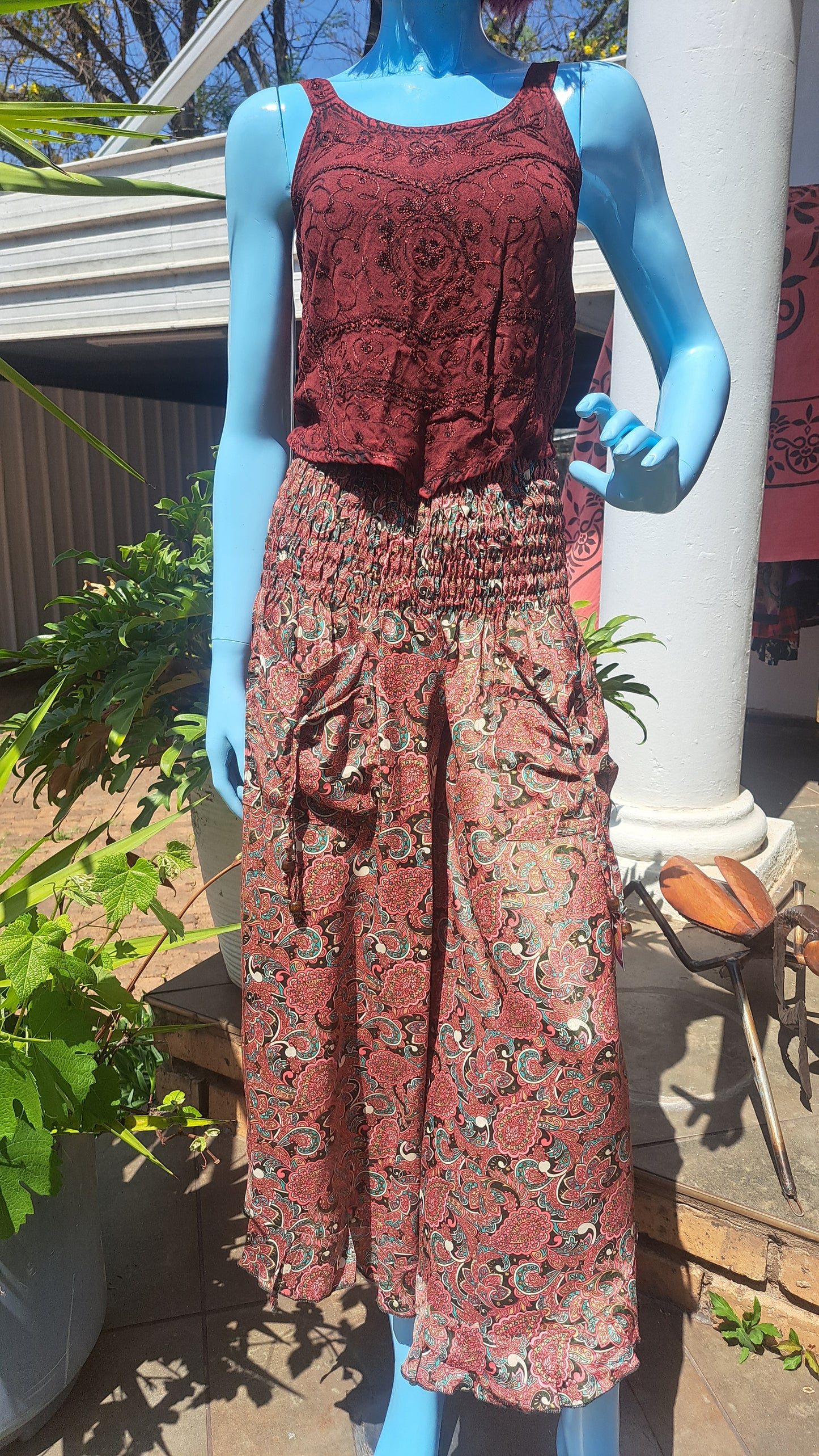 Royal Red Scalloped Gypsy