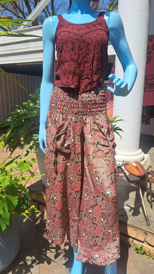 Royal Red Scalloped Gypsy