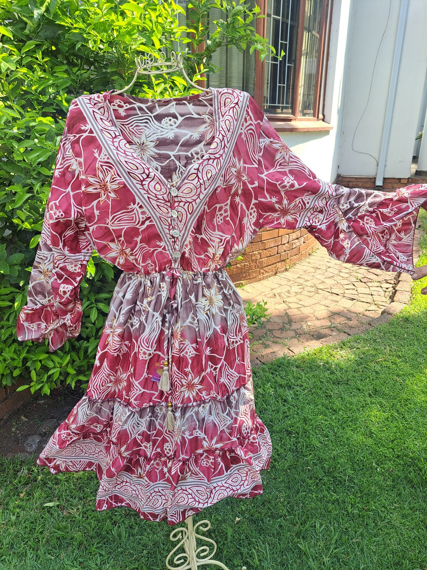 Ruby Scalloped Shimmer